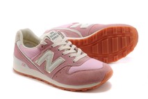 Розовые женские кроссовки New Balance 996 на каждый день